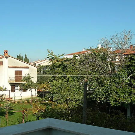 Natasa Apartman *