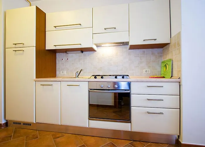 Natasa Apartman *