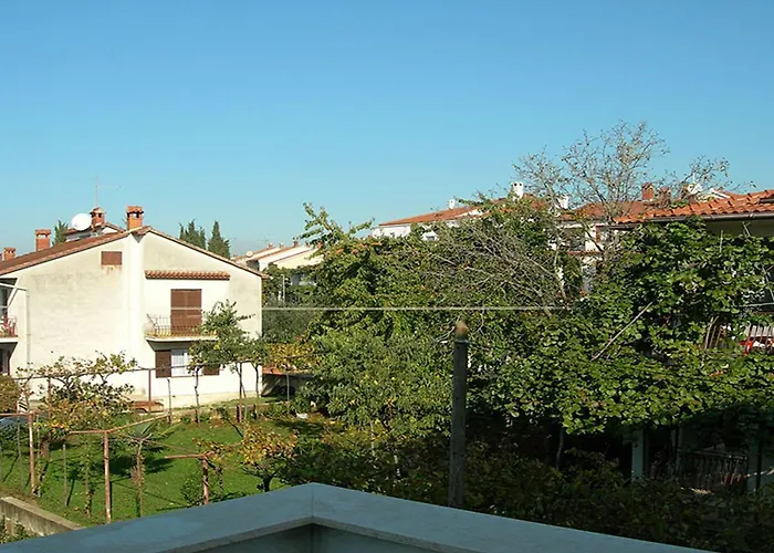 Natasa Apartman *