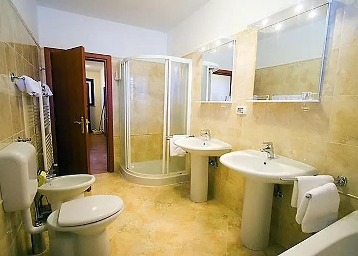 Natasa Apartman *